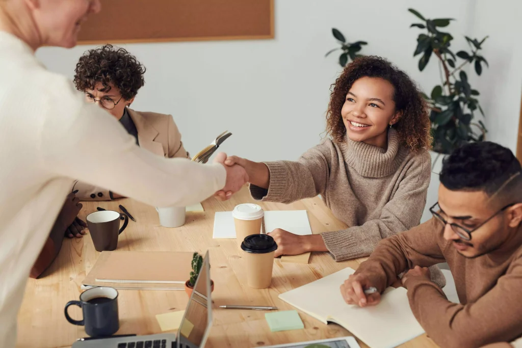 First Impressions as Competitive Advantage