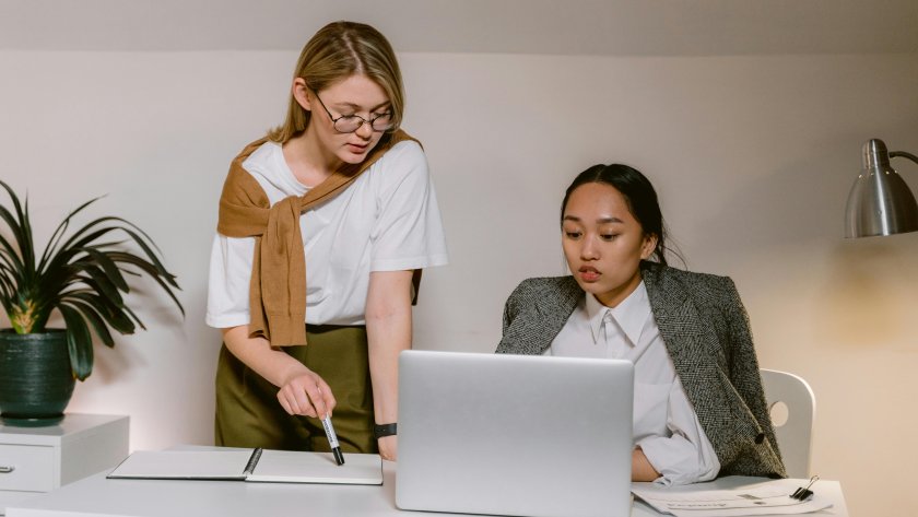 Smart Scheduling Matching Agents to Peak Hours